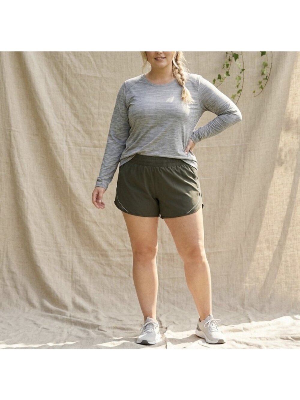 Columbia Shirt Womens XL Long Sleeve Top Gray Outdoor Running Gym Hike Neutrals